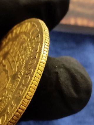 Moneda oro 8 Escudos Fernando VI 1752