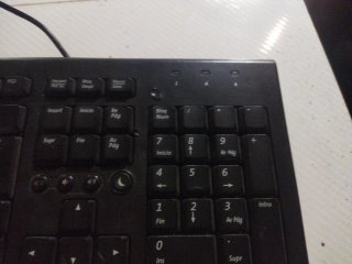 Teclado de ordenador con cable