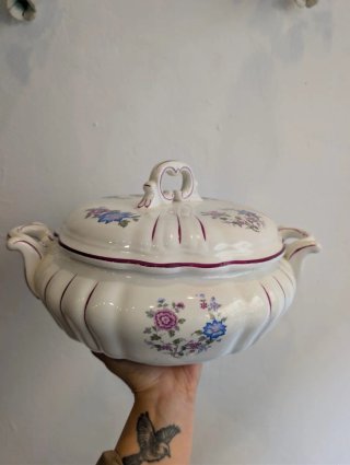 Antigua vajilla francesa Auvergne