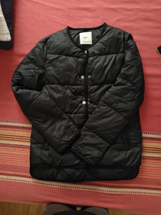 Anorak fino negro Mango