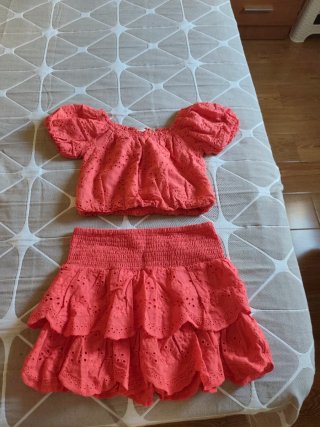 Conjunto niña falda y top coral. Cádiz o Sevilla
