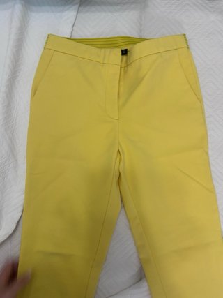 Pantalón Amarillo Zara