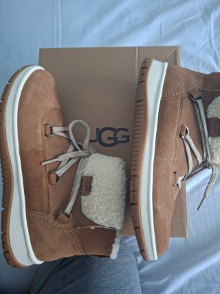 Botas UGG Beige/Marrón