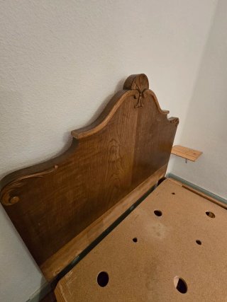 Somier de Cama Antiguo de Madera