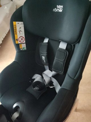 Silla coche Britax Römer Dualfix 360 año 2023.