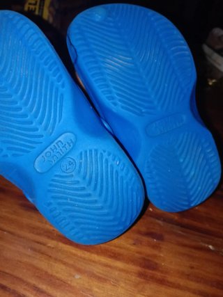 Chanclas azules niño talla 24