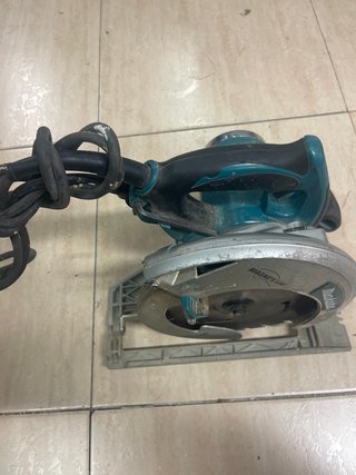 Sierra Circular Makita 5008MG 210mm
