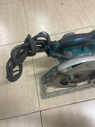 Sierra Circular Makita 5008MG 210mm