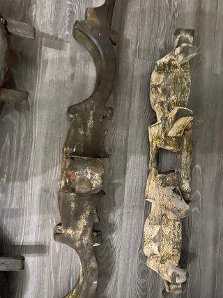 3 Yugos Antiguos de Madera