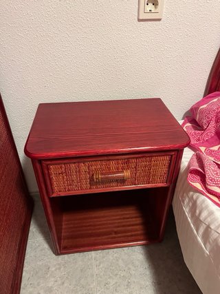 Dormitorio completo vintage – madera y mimbre –