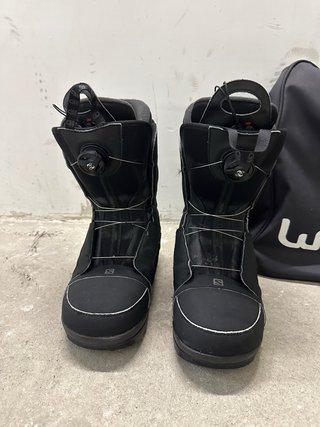 Pack Tabla Snowboard Atomic y Botas Salomon BOA