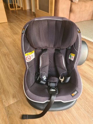 Seggiolino auto BeSafe iZi Modular con base Isofix