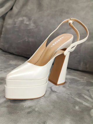 Zapatos de Tacón Marypaz Beige Talla 38