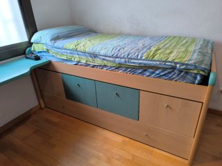 Cama nido (con colchones), escritorio y cajones