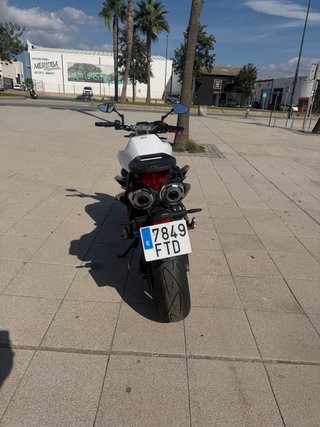 Yamaha FZ6