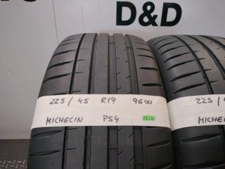 Neumáticos de ocasión 225/45 R19 96W