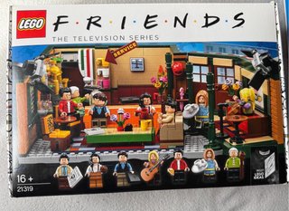 LEGO Ideas Central Perk Friends 21319