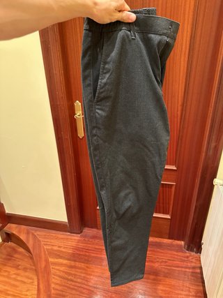 ZARA - Pantalón de vestir tapered – Talla M