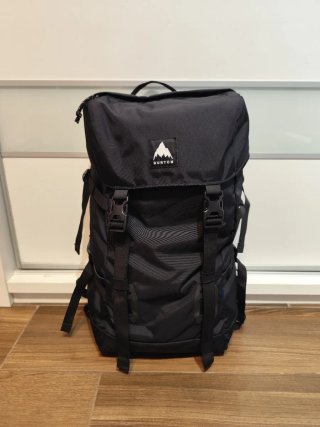 Mochila Burton Negra