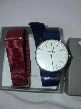 Reloj BELTFORD azul y rojo