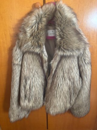 Abrigo de pelo Stradivarius beige
