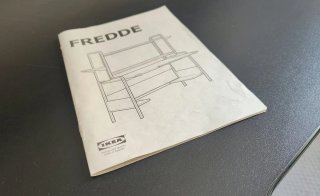 Mesa de ordenador Ikea FREDDE