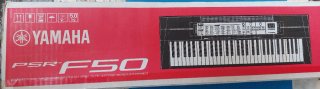 Teclado Yamaha PSR F50