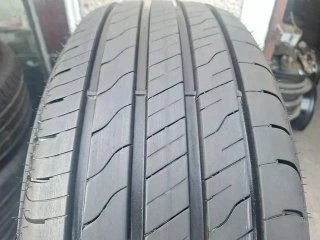 225 55 R18 98V Goodyear - 1 neumático +95%
