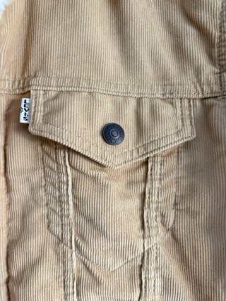 Chaqueta Levi's Beige con Borrego