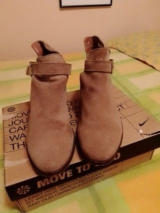 Botines Stradivarius Piel Serraje Marrón Talla 38