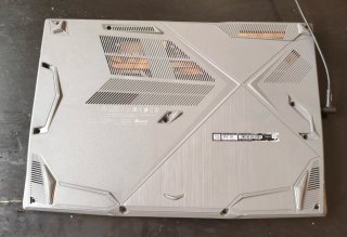 MSI Thin 15 B12UC Laptop Gris/Plata