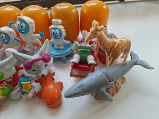 Lote de 21 Figuras Sorpresa Kinder