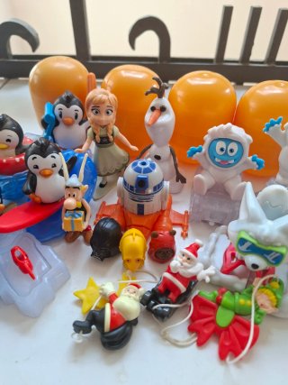 Lote de 21 Figuras Sorpresa Kinder