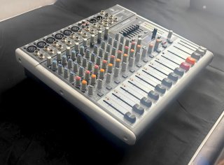 Mixer Behringer Xenyx X1222USB