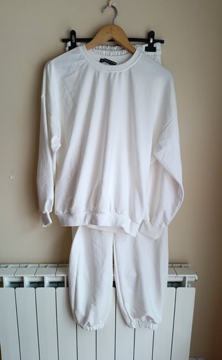 Conjunto Sudadera y Pantalón Blanco Talla L