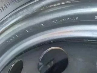 Citroen C5 primer modelo - Rueda de repuesto
