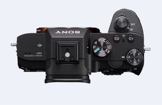 Cámara Sony ILCE7M3K/B 24.2MP