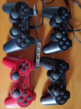 PS3 Slim 160GB CECH-3004A + 25 Juegos