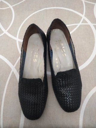 Zapatos de piel trenzada