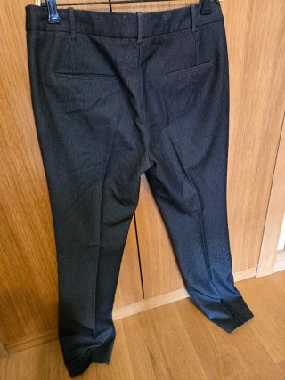 Pantalón de Pinzas Negro