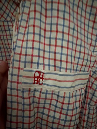 2 Camisas Tommy Hilfiger y Carolina Herrera mujer