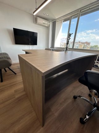 Mesa de Oficina en L de Madera