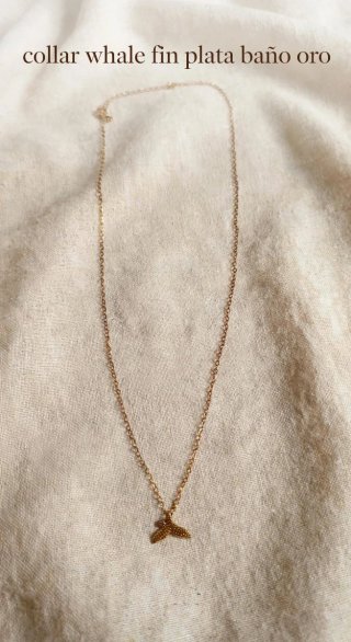 Collar Whale Fin Plata Baño Oro
