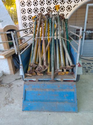 23 Puntales de Obra