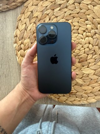 iPhone 15 Pro Azul impecable 128gb