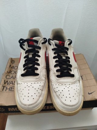 Zapatillas Nike Blancas y Rojas