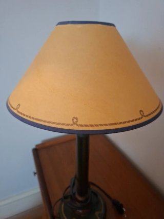 Lámpara de mesa decorativa