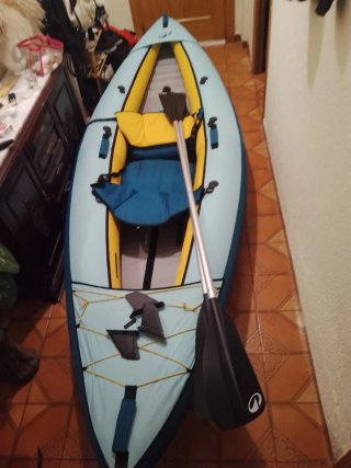 Kayak Hinchable con Remo