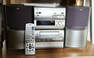 ¡Ganga!! Minicadena JVC CA-TD55R con m ando