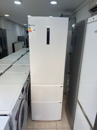 Nevera Combi Haier Blanca